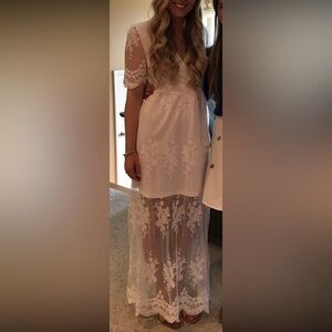 Gianni Bini White lace dress